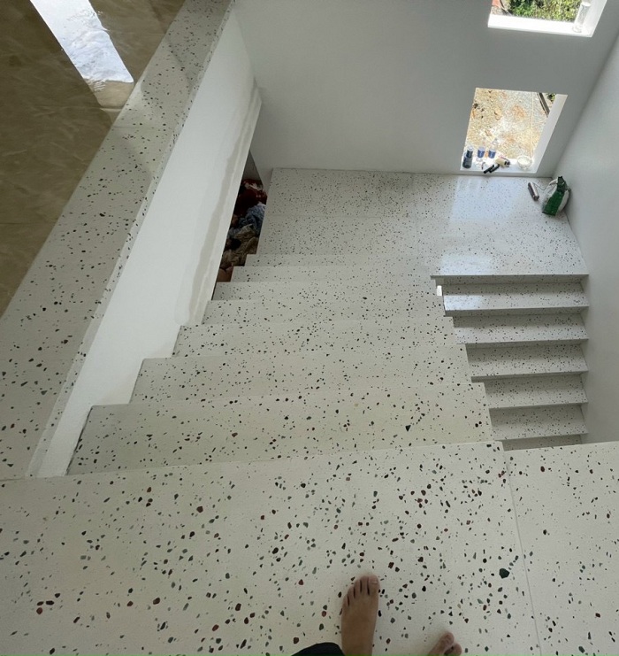 thi-cong-cau-thang-terrazzo6